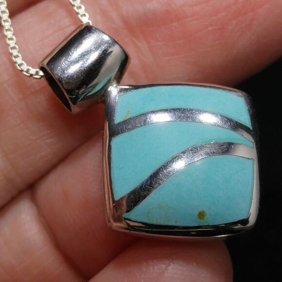 Vintage Lucite Turquoise Pendent Necklace, Sterling Italy Box Chain - Picture 4 of 10